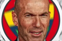 拜仁新赛季孔帕尼战术调整助全胜，后防线防守与高效团队作战解析