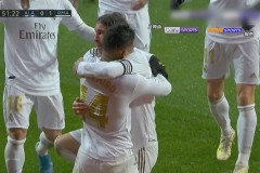 巴塞罗那伤病潮下弗里克教练调整战术应对多线作战